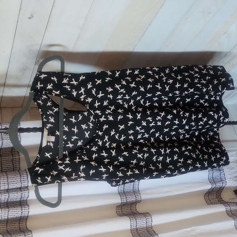 Banana Republic Black and White Tank Airplane Top